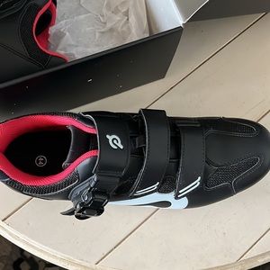 Cycling shoes